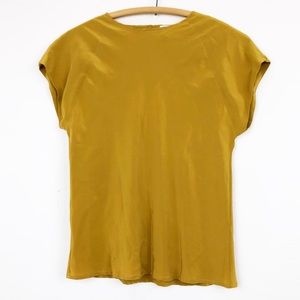 Neiman Marcus Women’s silk Small shirt